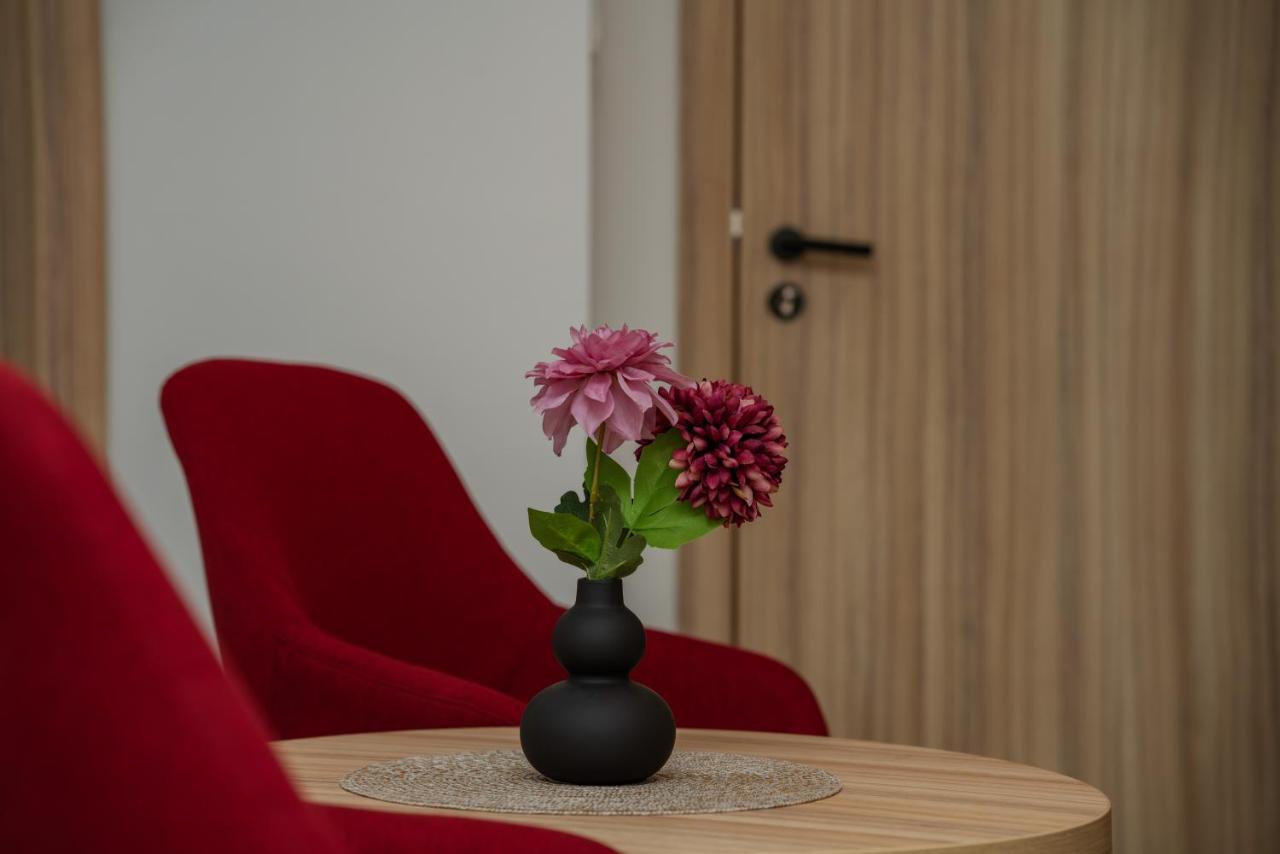 Maestro - Rooms & Restaurant Vukovar Bagian luar foto