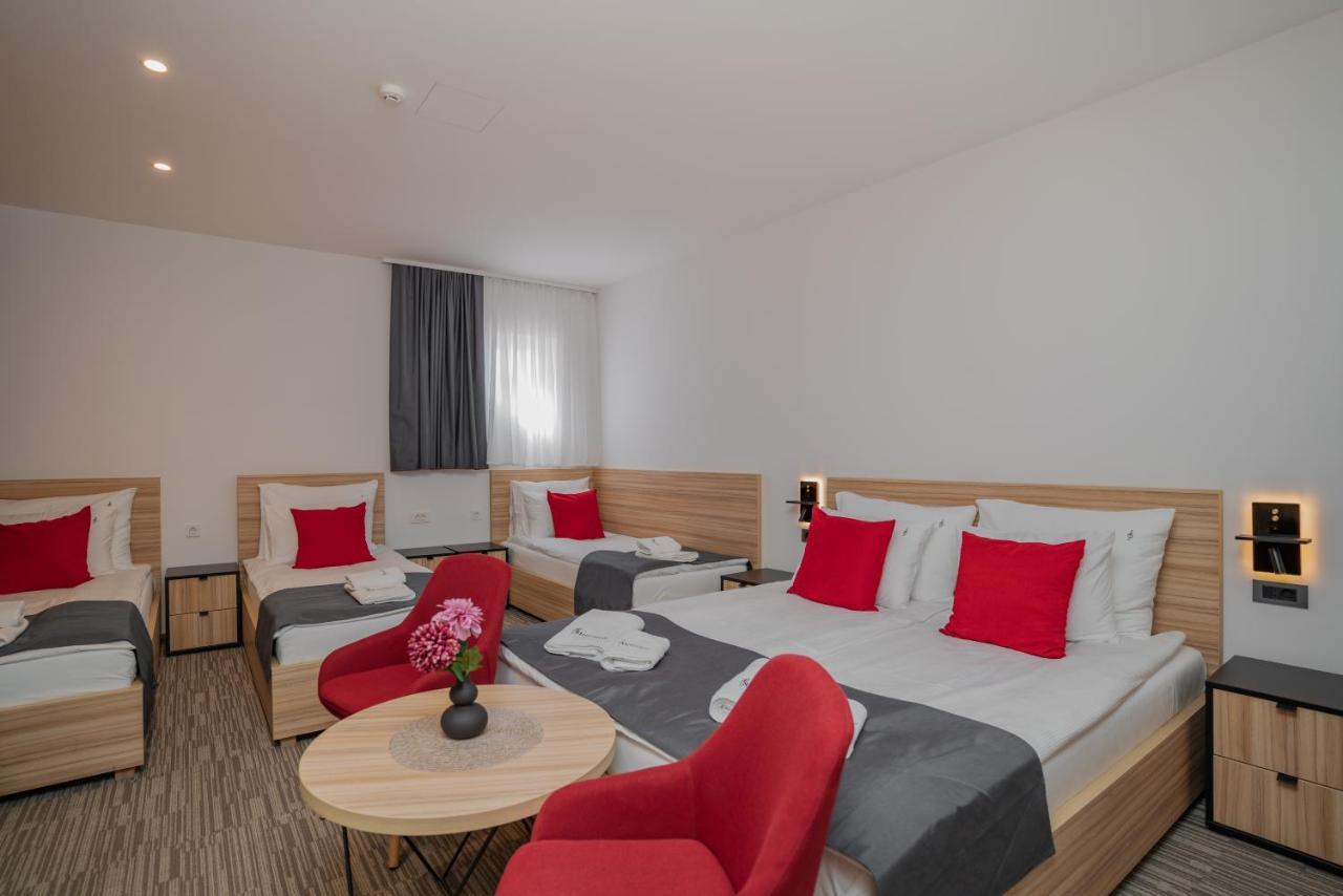 Maestro - Rooms & Restaurant Vukovar Bagian luar foto