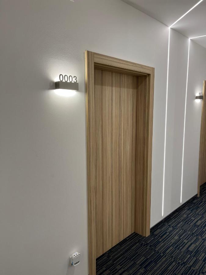 Maestro - Rooms & Restaurant Vukovar Bagian luar foto