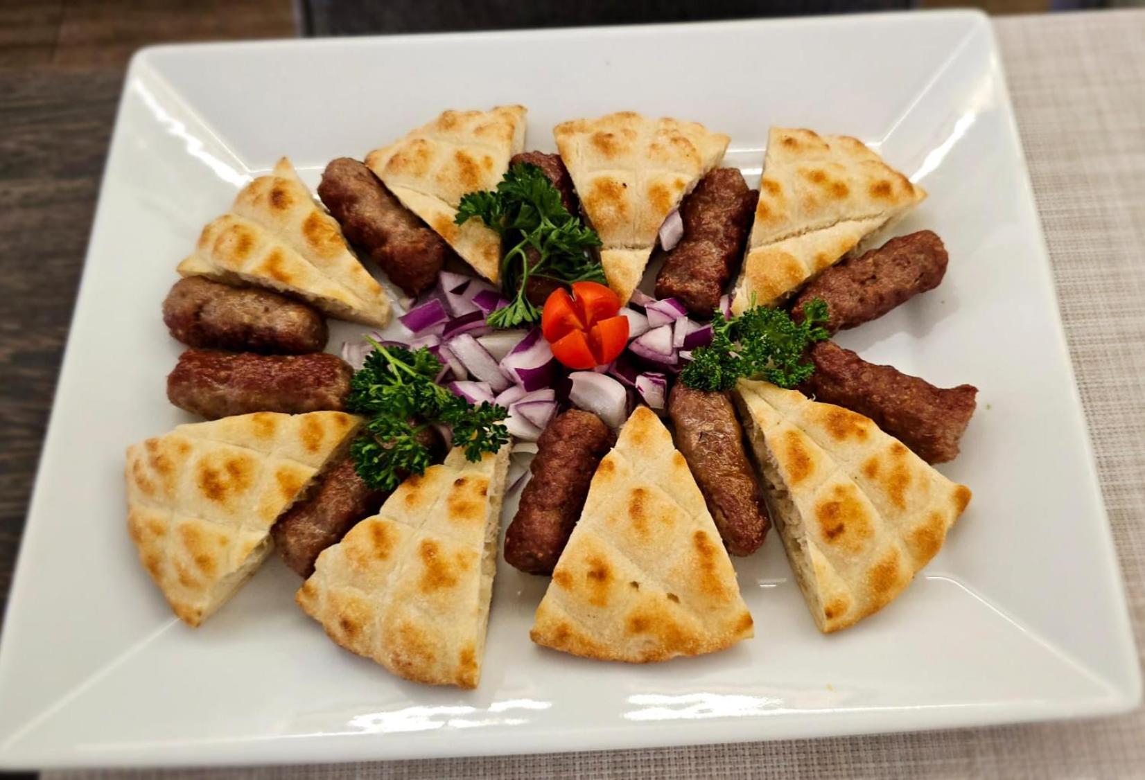 Maestro - Rooms & Restaurant Vukovar Bagian luar foto